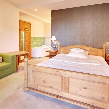 Hotel Am Steendamm Ойтен Екстериор снимка
