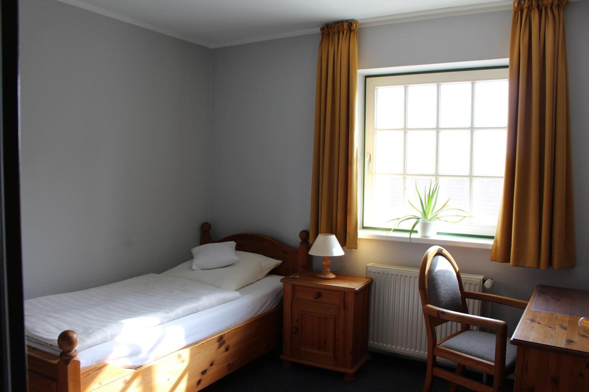 Hotel Am Steendamm Ойтен Екстериор снимка